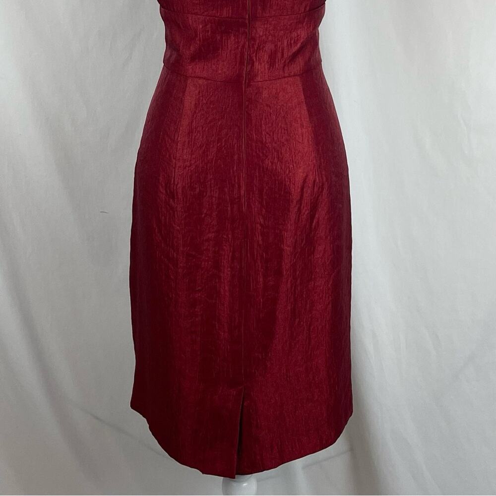 Maggy London Iridescent Burgundy Dress NWOT Size 8 - Picture 7 of 13